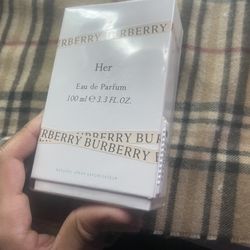 burberry her 