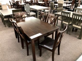 Dining table set
