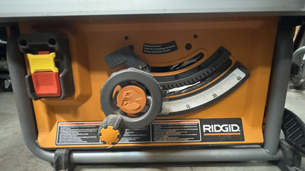 RIDGID TS2424 10-in Contractor Table Saw - Cast Iron