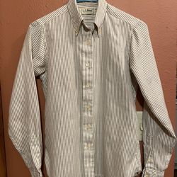 L.L. Bean Button Up Dress Shirt Size Small