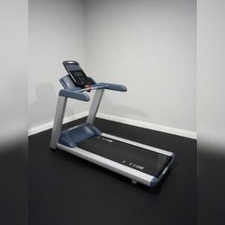 Precor TRM 445 Precision Series Treadmill (Low Miles, Recent Drivetrain, Deck and Belt Replacement) – Chesterfield, MO