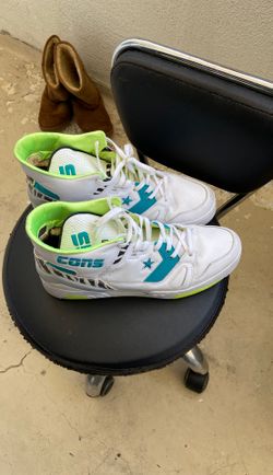 Converse shoe