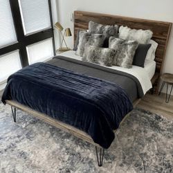 Queen Reclaimed Barnwood Bed – Solid Wood, Industrial Legs   *Bed Only*