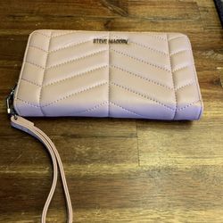 Women’s Steve Madden wallet with wrist holder