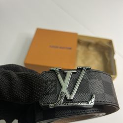 Louis Vuitton Belt Used One Time Only  Men 