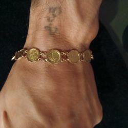 22k Yellow Gold Vintage Bracelet  