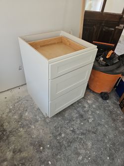 Kitchen cab
