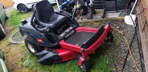 2000 Toro lawnmower