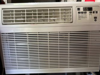 Air Conditioner 11,600 btu GE
