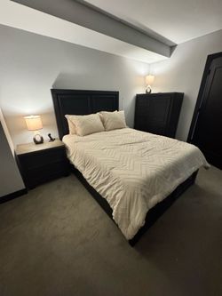 3 Piece Queen Bedroom Set