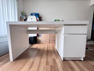Ikea Malm Desk or Office Chair
