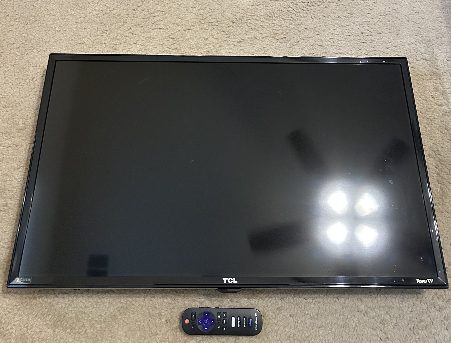 TCL Roku 32” TV