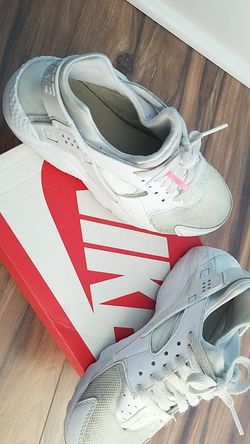 Nike huarache size 5y