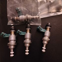 Fuel Injectors  For Lexus GS300 Year 06-10