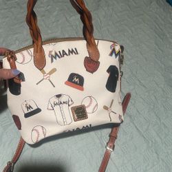 Dooney And Bourke