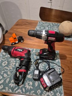 Skil corded drill and other cordless drill w/ charger
