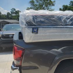 King new thick pillow top bed  can deliver 