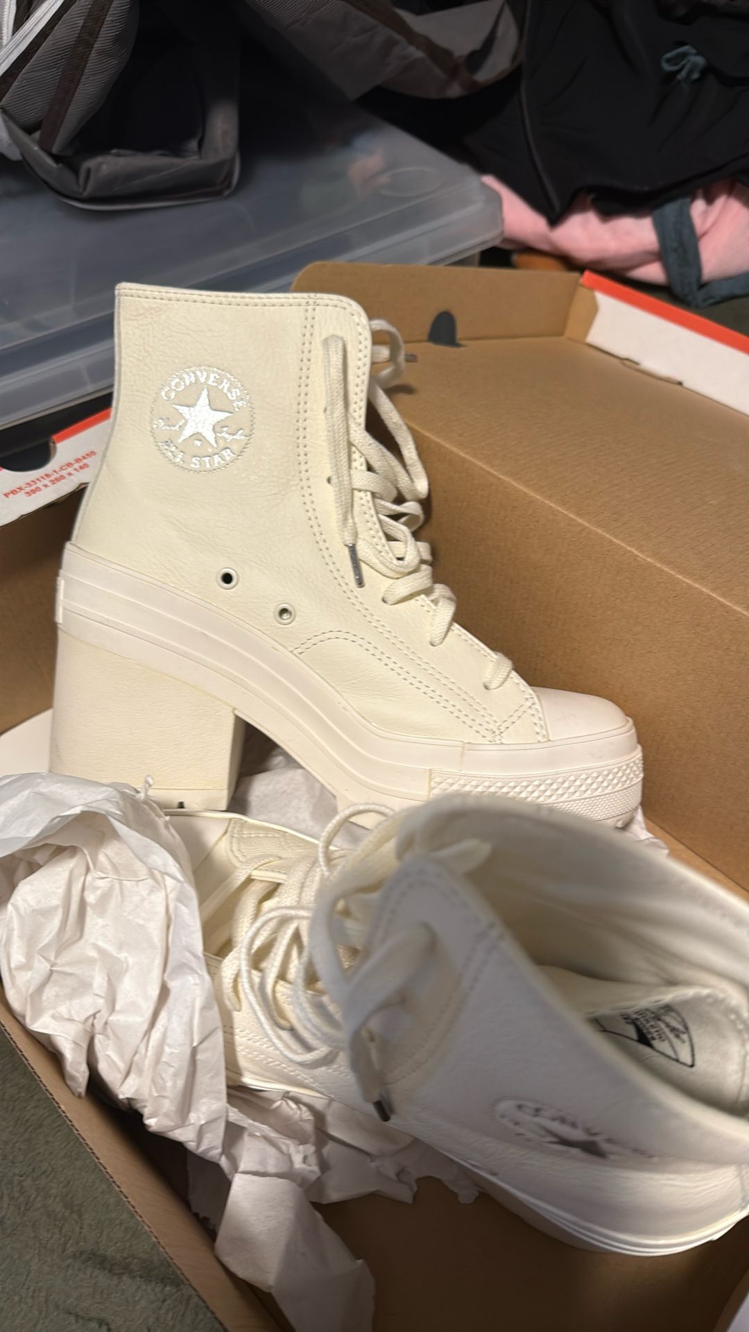 Converse  Wmns Chuck 70 De Luxe Heel Leather High 'Egret'  