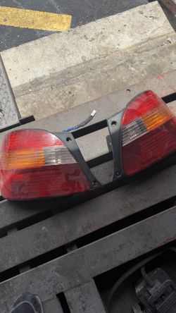 1998 gs300 tail lights OEM