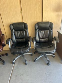 Office Chairs - like new!