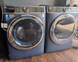 GE Front-Load Washer and Dryer Set💙💙💙 DELIVERED & INSTALLED 💙