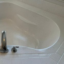 Bathtub R..E..G..L..A..Z..E