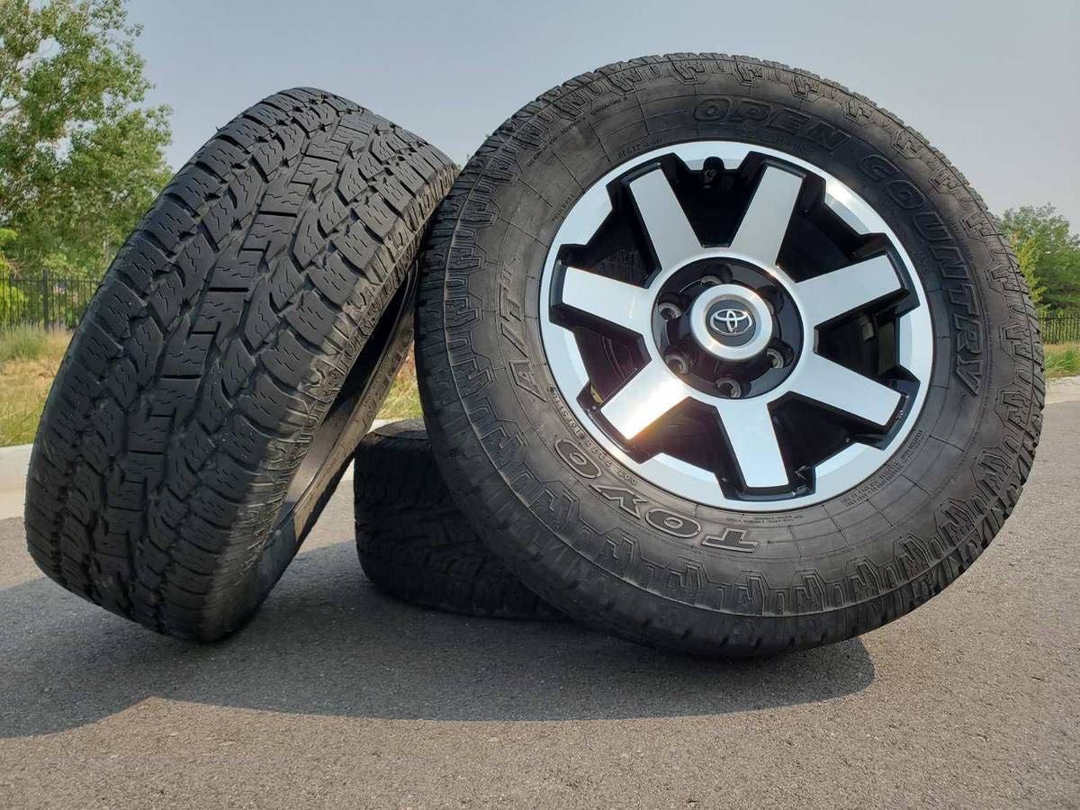 Toyota Tacoma black 17” rims 4Runner FJ Cruiser Wheels & Tires 6 lug 6x5.5 Bolt Pattern