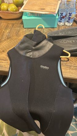 Extra large pullover with hoodie wetsuit