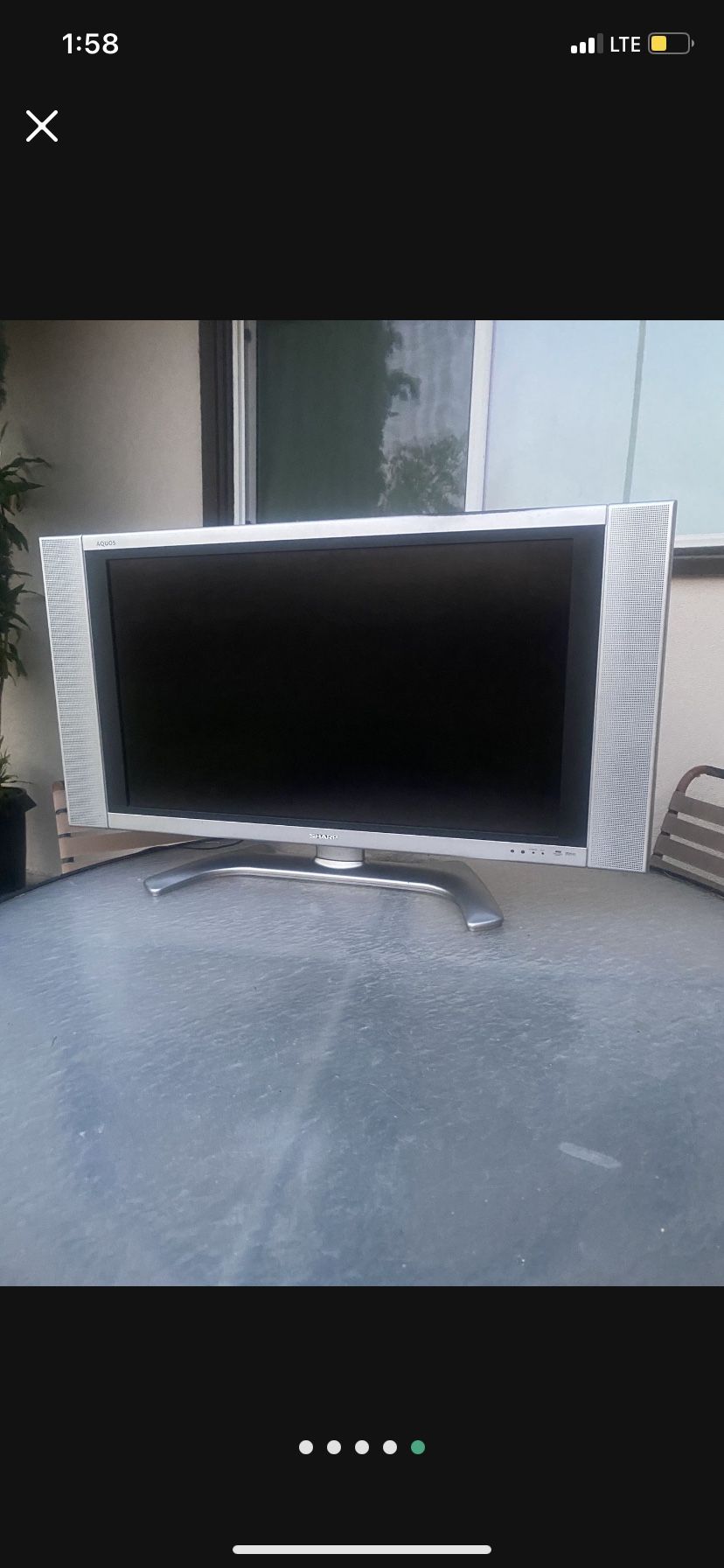 TV Mountable 37” With Computer Connections