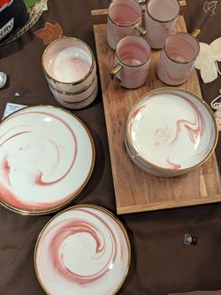Pink Marble Ceramic Dinnerware Set with Gold Rim