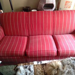  Beautiful Broyhill Couch 