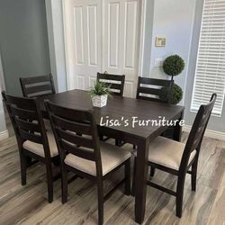 Beautiful Dining Table 