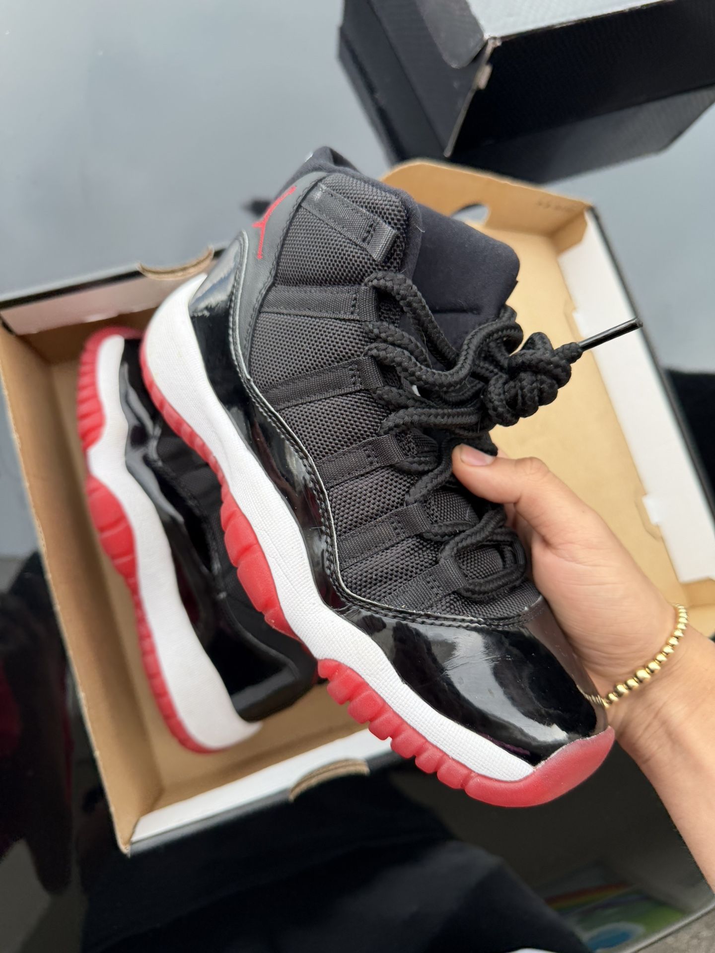 Jordan Bred 11