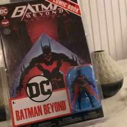 Dc Comics Plus A Toy