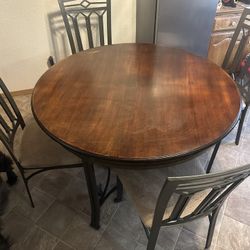Circle Wood Table