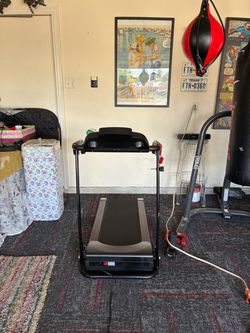 Black Folding Treadmill with Console