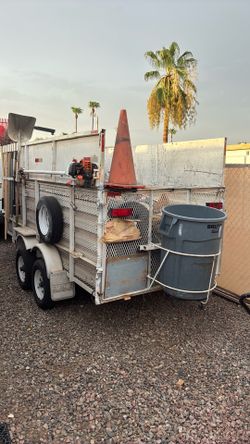 Landscaping dumping trailer