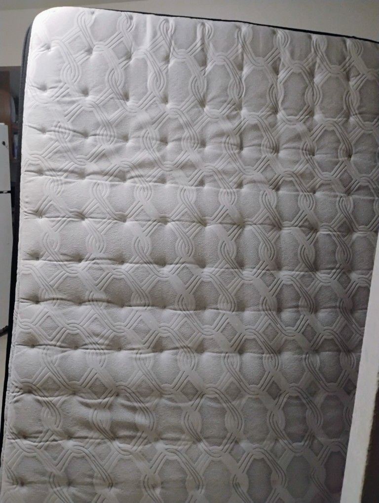 Queen Mattress