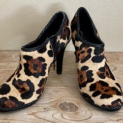 Antonio Melani Sz 6 M Leopard Print Calf Hair Heeled Ankle Boots Booties