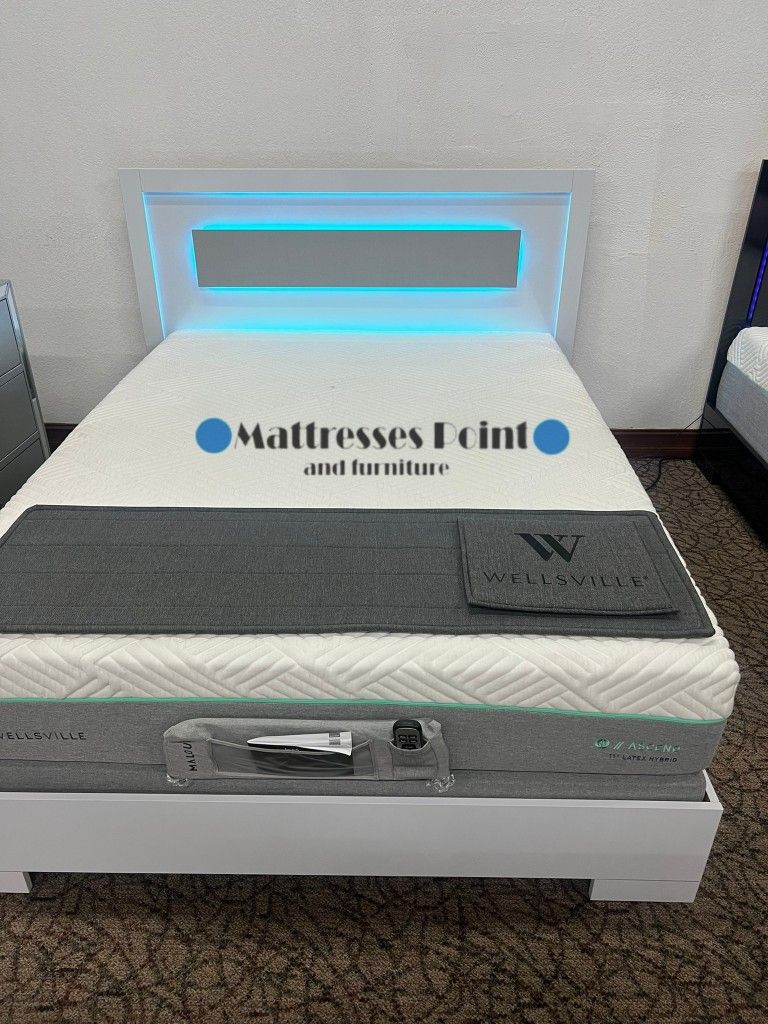 Bed Frame Queen Beautiful Led Lights🎁🤶OFFER TIME LIMITED 🎄