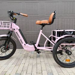 Pink Breezy Electric Trike - Like New (Only 30 Miles) - Bafang Motor - Cargo E-Bike