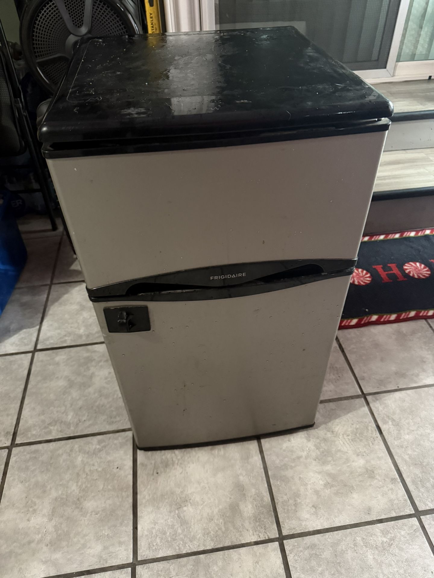 Mini Fridge/Freezer