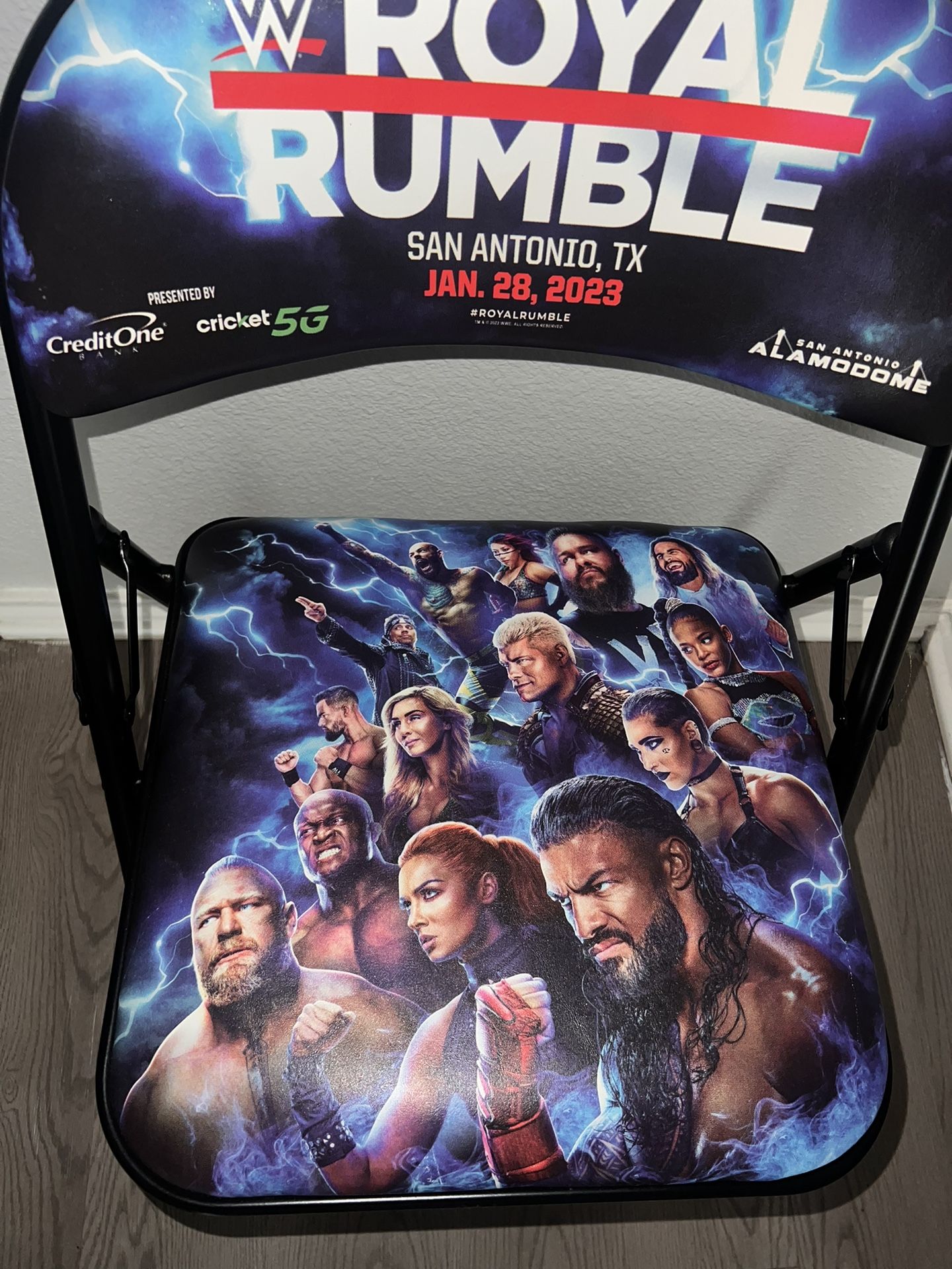 WWE ROYAL RUMBLE 2023 RINGSIDE CHAIR
