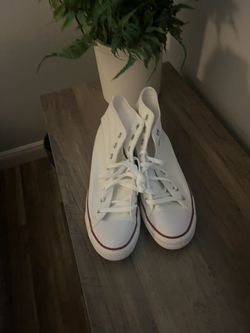 BRAND NEW converse high top