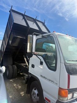 2001 Isuzu NPR