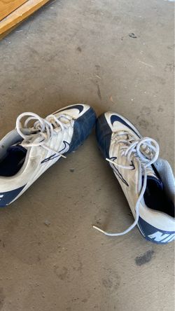 Nike cleats size 12
