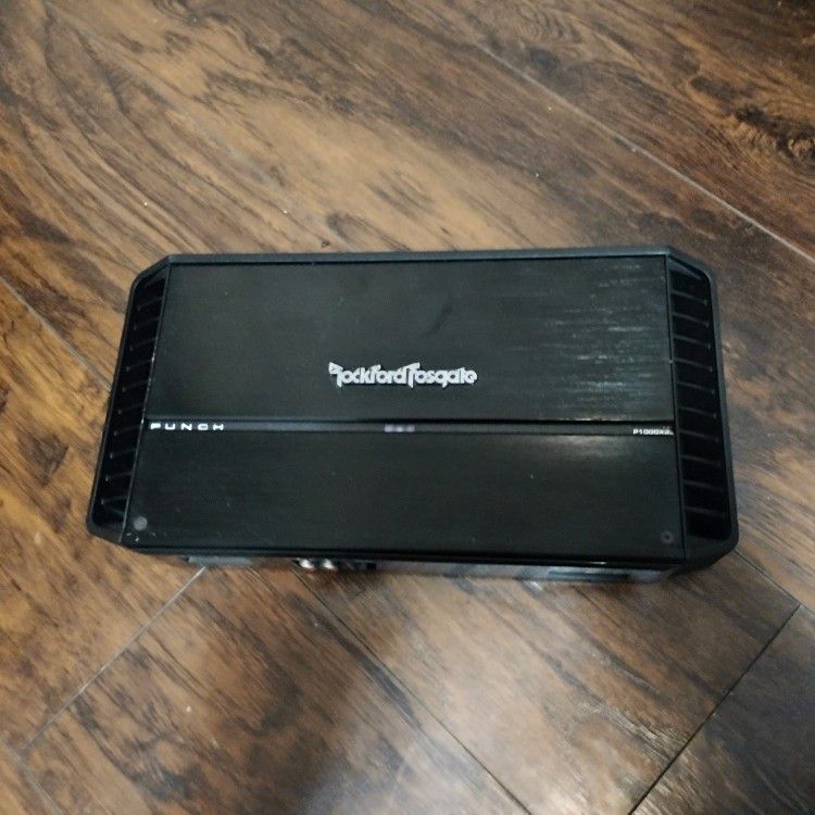 Amplifier Rockford Fosgate Punch 1000 This Amplifier Is An Absolute Beast Way Bigger Than The Rockford Prime 1200 see Size Comparisons 
