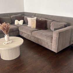 Sectional Couch 