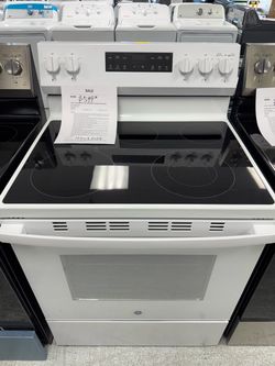 White 30” electric glass top ranges