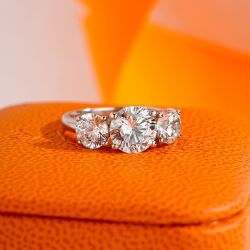 3 Diamond Ring 2 Carat +1 Carat +1 Carat Size 9 Moissanite platinum finished rings 90% off retail